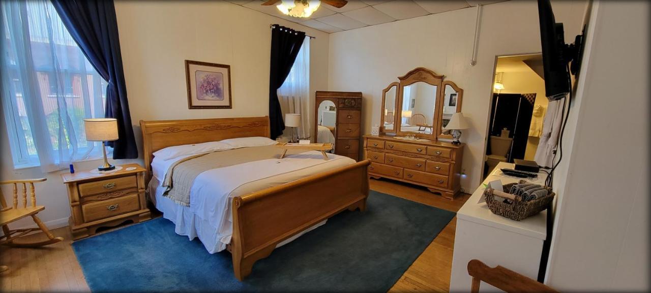 Inn At The Agora Луистън Екстериор снимка