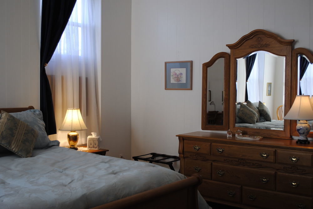Inn At The Agora Луистън Екстериор снимка